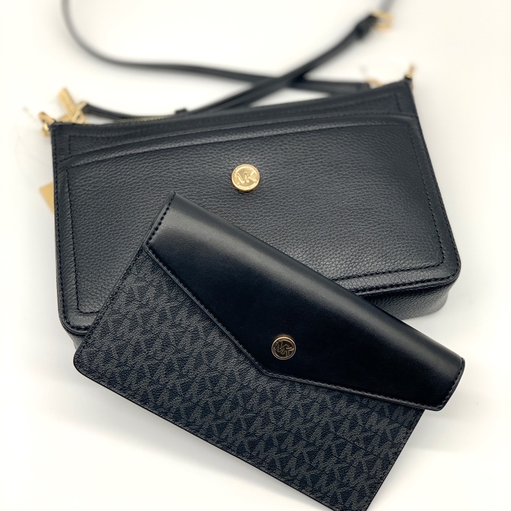 Michael Kors 3in 1 Crossbody - Picture 7 of 13